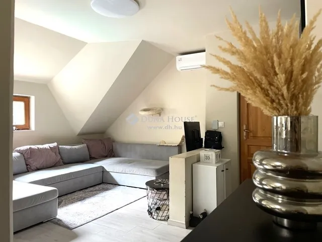 Eladó ház Fót 260 nm