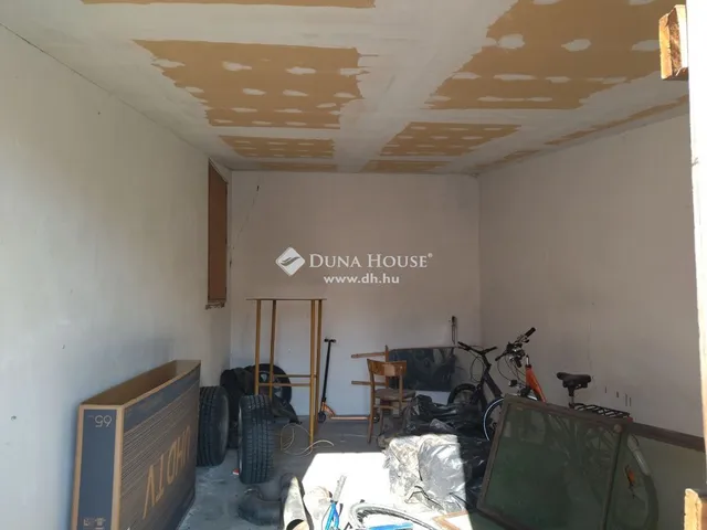 Eladó ház Cegléd 250 nm