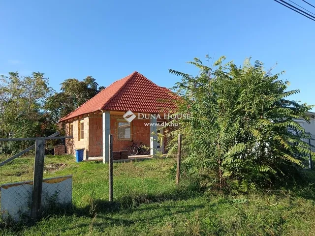 Eladó ház Törtel 55 nm