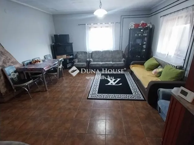 Eladó ház Nagykáta 76 nm