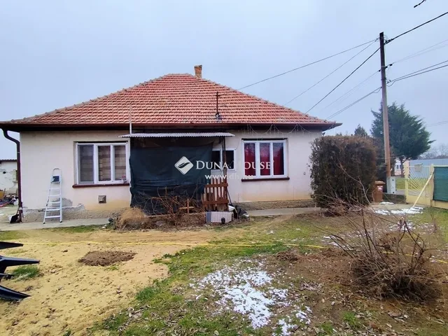 Eladó ház Tápiószele 83 nm