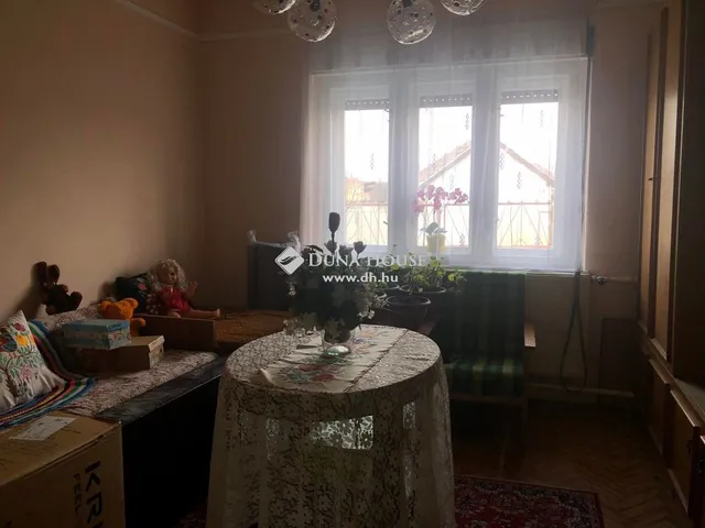 Eladó ház Csemő 100 nm