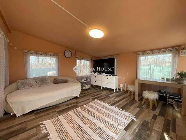 Eladó üdülő és hétvégi ház Tápiószentmárton 57 nm