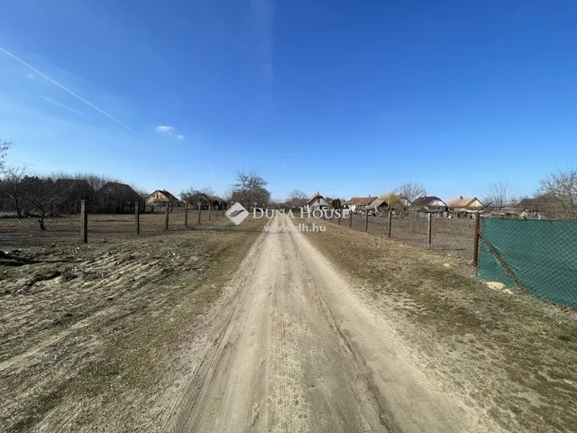 Eladó üdülő és hétvégi ház Tápiószentmárton 57 nm