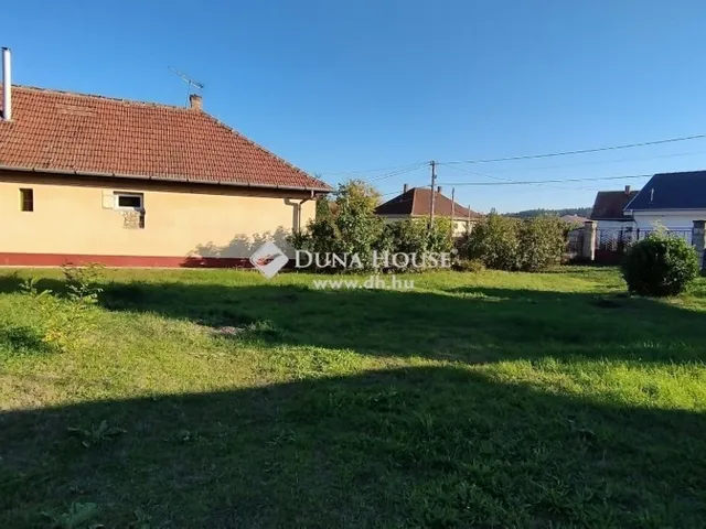 Eladó telek Sülysáp 1079 nm