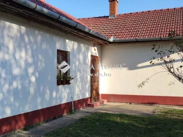 Eladó ház Cegléd 112 nm