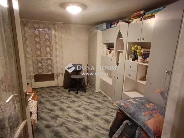 Eladó ház Szentmártonkáta 180 nm