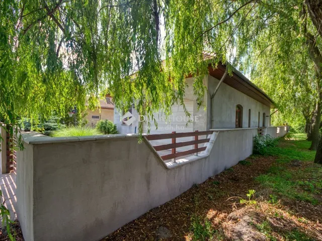 Eladó ház Monor 179 nm