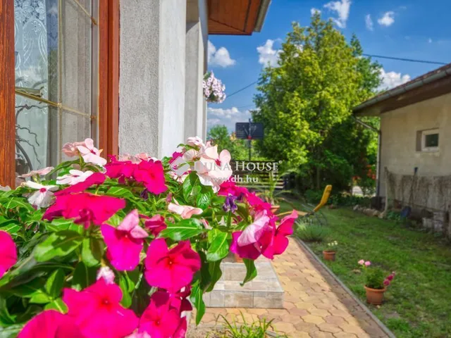 Eladó ház Monor 179 nm
