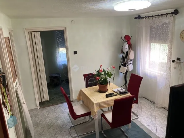 Eladó ház Tóalmás 75 nm