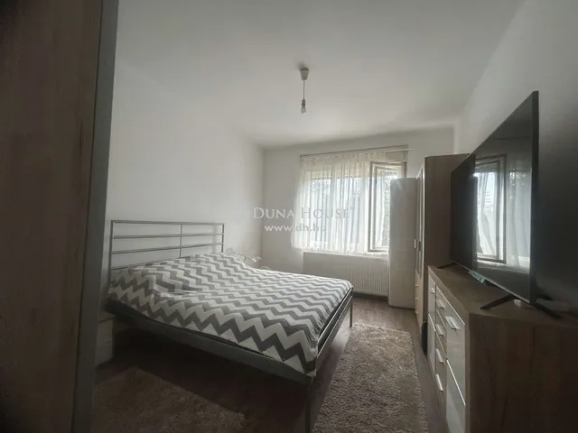 Eladó ház Mende 200 nm