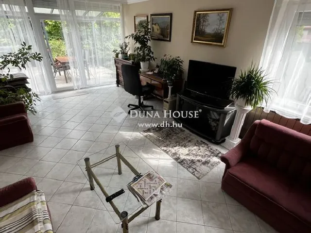 Eladó ház Budapest XVII. kerület 214 nm