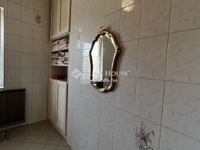 Eladó ház Budapest XVII. kerület 214 nm