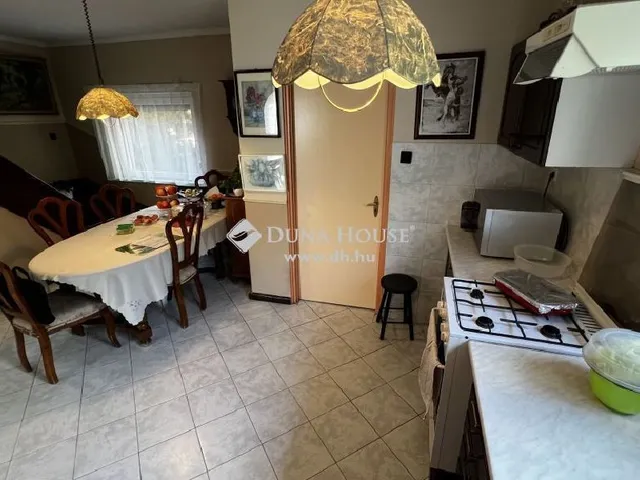 Eladó ház Budapest XVII. kerület 214 nm