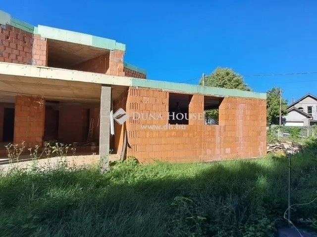 Eladó ház Maglód 298 nm