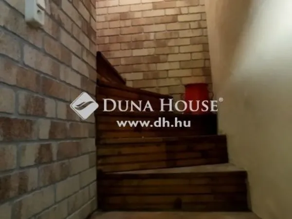 Eladó ház Tóalmás 223 nm