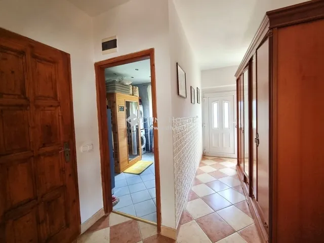 Eladó ház Szentmártonkáta 150 nm