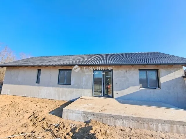 Eladó ház Vasad 107 nm
