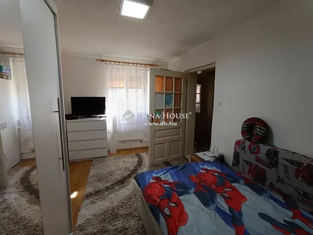 Eladó ház Szentmártonkáta 69 nm
