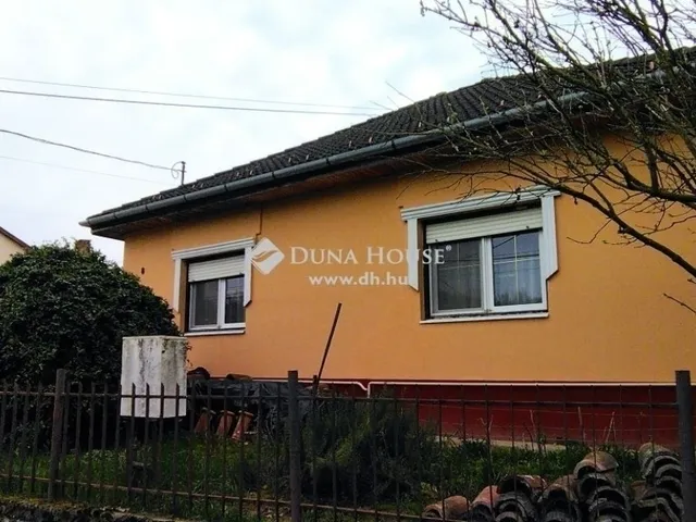 Eladó ház Sülysáp 90 nm