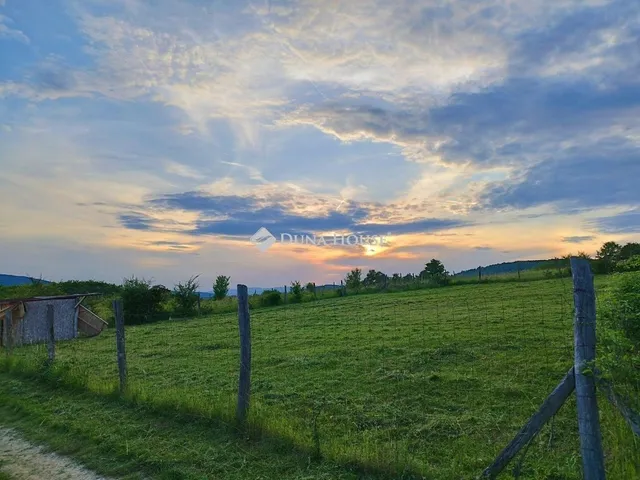 Eladó telek Alsópetény 1195 nm