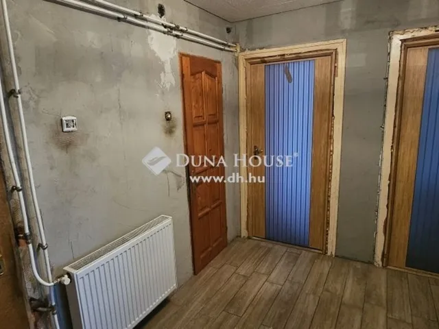 Eladó ház Tápióság 140 nm
