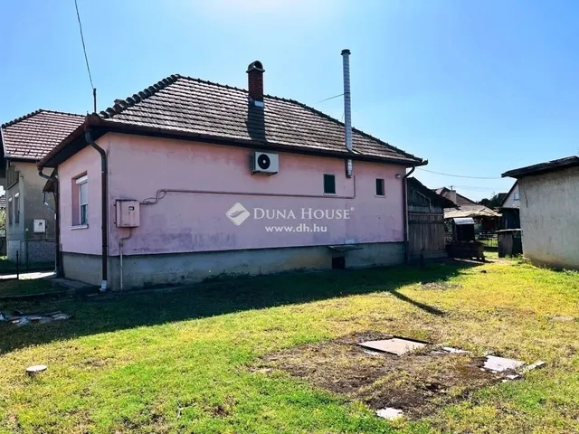 Eladó ház Tápiószecső 72 nm