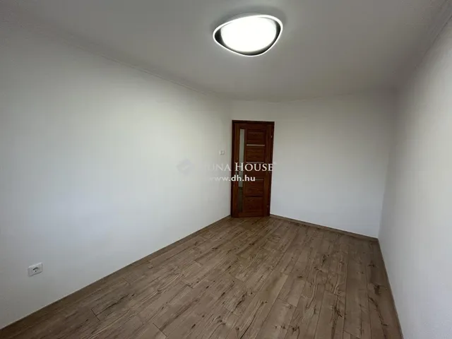 Eladó ház Csemő 70 nm