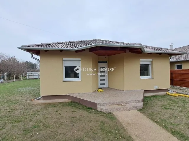 Eladó ház Vasad 82 nm