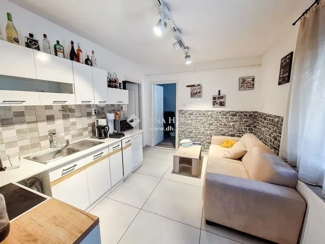 Eladó ház Monor 190 nm