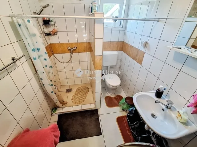 Eladó ház Monor 190 nm