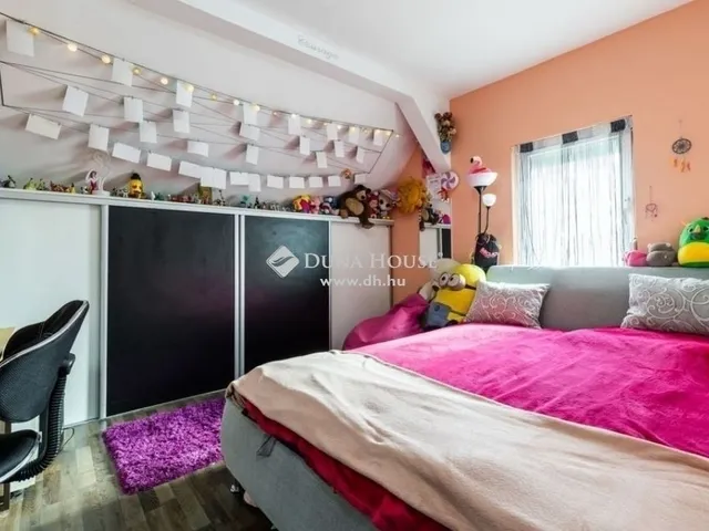 Eladó ház Gyömrő 278 nm