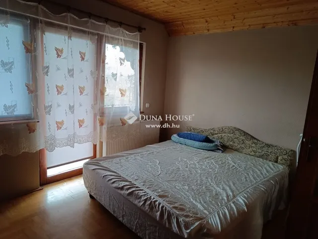 Eladó ház Tápióbicske 180 nm