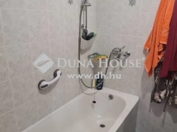 Eladó ház Monor 68 nm