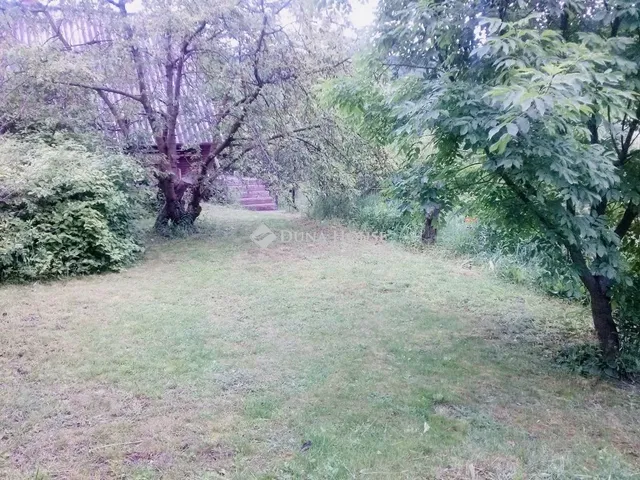 Eladó telek Budakeszi 720 nm