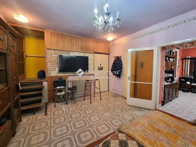 Eladó ház Tápiószecső 170 nm