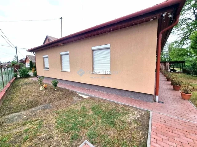 Eladó ház Tápióbicske 170 nm
