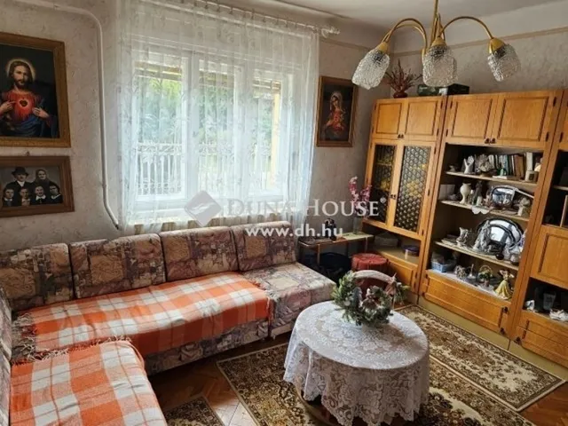 Eladó ház Tápiószecső 120 nm