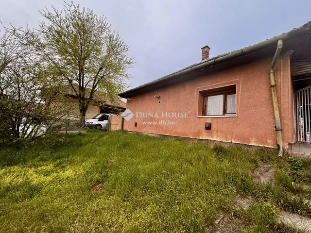 Eladó ház Dány 57 nm