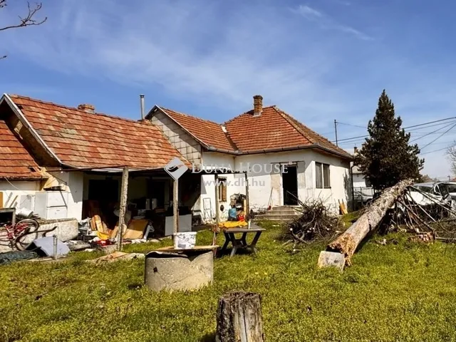 Eladó ház Tápióság 71 nm