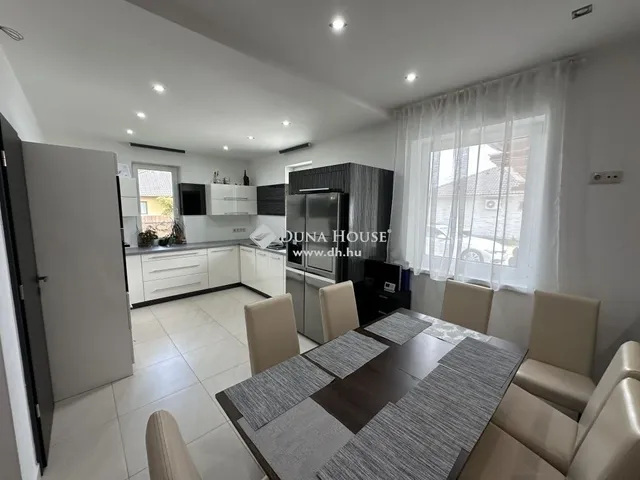 Eladó ház Albertirsa 145 nm