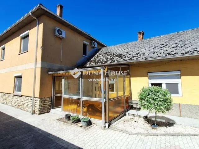 Eladó ház Dabas 144 nm