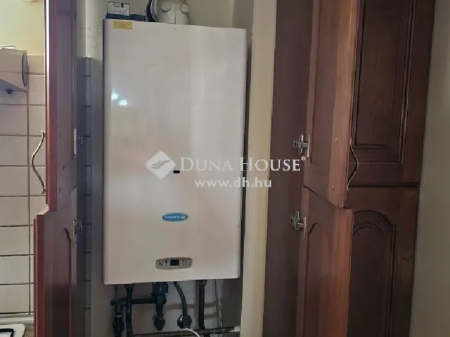 Eladó ház Tápiószecső 270 nm