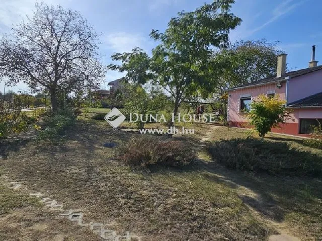Eladó ház Tápiószecső 270 nm