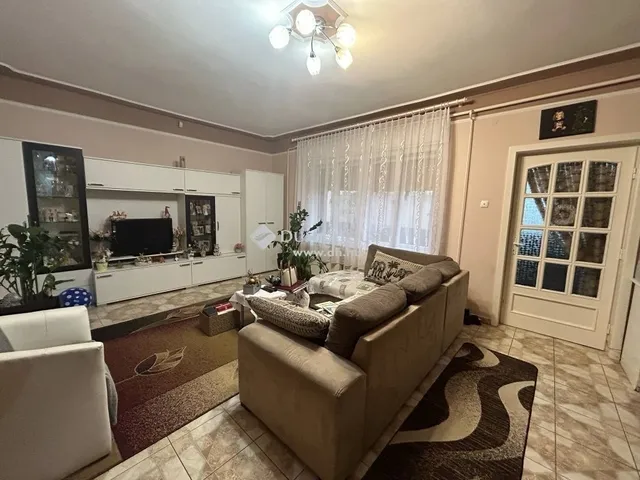 Eladó ház Pilis 290 nm