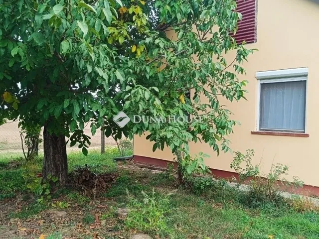 Eladó ház Úri 77 nm