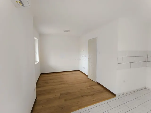 Eladó ház Tápióbicske 40 nm