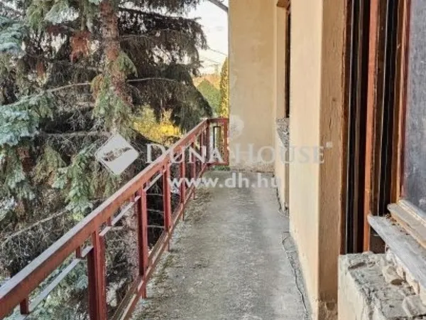 Eladó ház Tápiószecső 220 nm