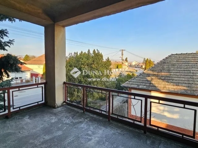 Eladó ház Tápiószecső 220 nm