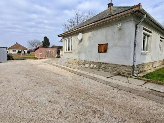 Eladó ház Nagykáta 63 nm